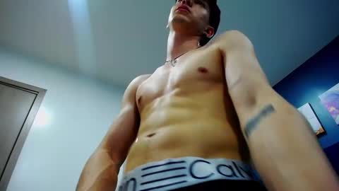 Jheampiero online show from 10/04/25, 02:15