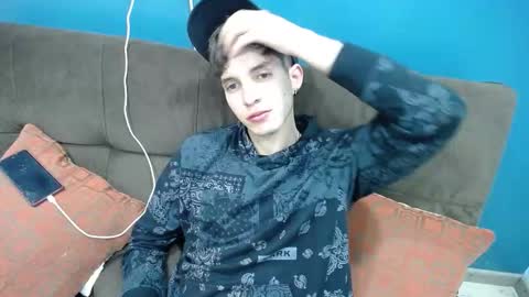 Jheampiero online show from 11/19/25, 01:00