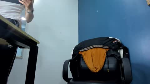 Jheampiero online show from 02/05/26, 08:24