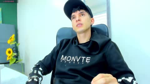 Jheampiero online show from 04/20/26, 09:05