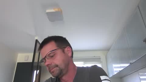 Snapshot of jhmec44000 chatting on 04/25/26, 04:15 jhmec44000 online show from 04/25/26, 04:15