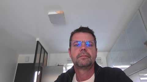 Snapshot of jhmec44000 chatting on 05/03/26, 12:55 jhmec44000 online show from 05/03/26, 12:55