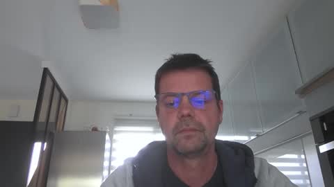 Snapshot of jhmec44000 chatting on 05/11/26, 04:26 jhmec44000 online show from 05/11/26, 04:26