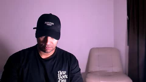 En moreno online show from 12/03/25, 12:03