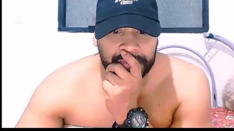 En moreno online show from 03/03/26, 06:52