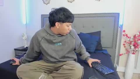 Snapshot of jhoan_evans chatting on 06/19/26, 04:50 jhoan_evans online show from 06/19/26, 04:50