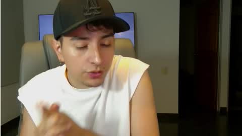 Jhoan Saenz online show from 10/08/25, 01:36