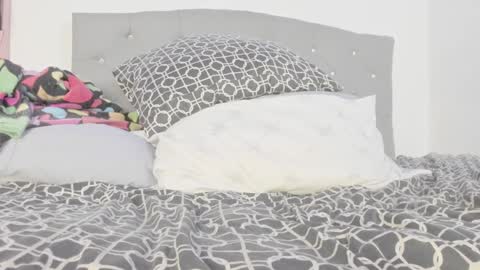 Snapshot of jhoanatrans22 chatting on 01/14/25, 05:12 jhoanatrans22 online show from 01/14/25, 05:12