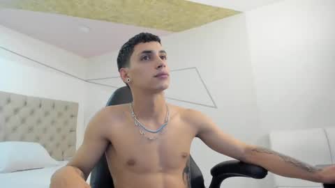 jhoanleandro online show from 09/17/25, 04:47