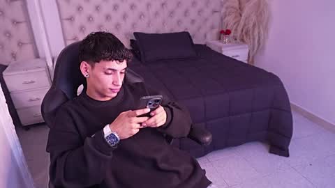 Snapshot of jhoanleandro chatting on 04/19/26, 05:40 jhoanleandro online show from 04/19/26, 05:40