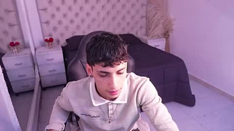 Snapshot of jhoanleandro chatting on 04/20/26, 04:37 jhoanleandro online show from 04/20/26, 04:37