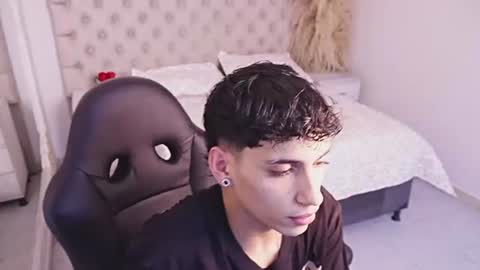 jhoanleandro online show from 07/03/26, 04:30