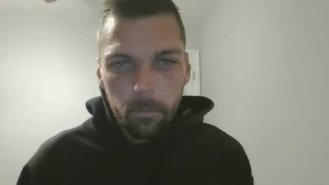 Snapshot of jholls chatting on 12/06/24, 02:57 jholls online show from 12/06/24, 02:57