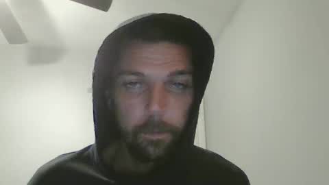 Snapshot of jholls chatting on 12/12/24, 06:47 jholls online show from 12/12/24, 06:47