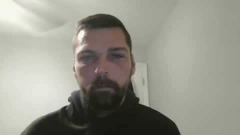 Snapshot of jholls chatting on 01/12/25, 11:47 jholls online show from 01/12/25, 11:47