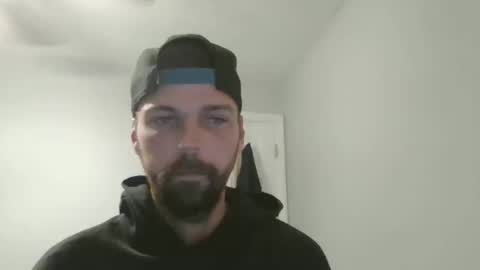 Snapshot of jholls chatting on 01/15/25, 01:34 jholls online show from 01/15/25, 01:34