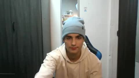 jhon online show from 02/09/25, 01:55