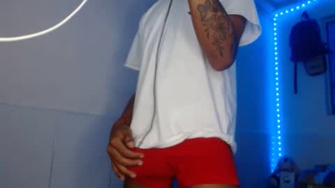 Snapshot of jhon_hot09 chatting on 10/25/25, 06:02 jhon_hot09 online show from 10/25/25, 06:02