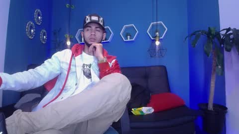 Snapshot of jhon_malo chatting on 10/01/25, 05:02 jhon_malo online show from 10/01/25, 05:02