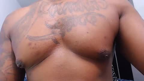 Jhon Tomson online show from 10/22/25, 09:14