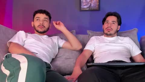 Jhon and jonny online show from 04/20/26, 03:42