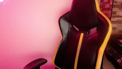 Snapshot of jhonatan_morales_s chatting on 11/01/25, 11:40 jhonatan_morales_s online show from 11/01/25, 11:40