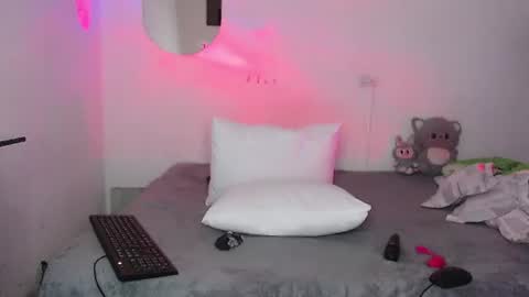 Snapshot of jhonay__cute chatting on 06/25/26, 05:23 jhonay__cute online show from 06/25/26, 05:23