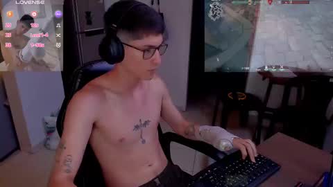 Snapshot of jhonleving chatting on 02/26/25, 11:15 Jack online show from 02/26/25, 11:15