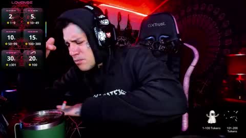 jhonny_ackerman online show from 10/10/25, 12:53