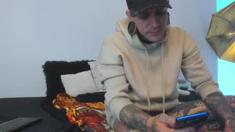 jhonny_ackerman online show from 10/18/25, 09:15