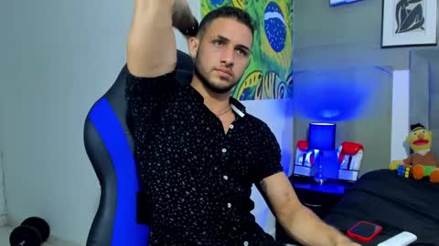 Snapshot of jhonny_flames7 chatting on 11/10/25, 04:11 jhonny online show from 11/10/25, 04:11