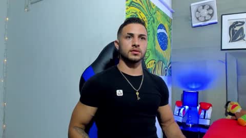 Snapshot of jhonny_flames7 chatting on 11/14/25, 04:00 jhonny online show from 11/14/25, 04:00