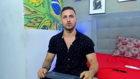 Snapshot of jhonny_flames7 chatting on 11/15/25, 12:41 jhonny online show from 11/15/25, 12:41