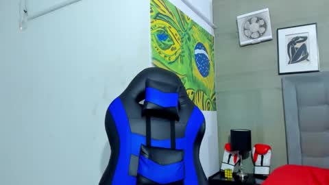 Snapshot of jhonny_flames7 chatting on 11/16/25, 04:07 jhonny online show from 11/16/25, 04:07