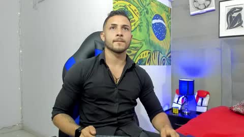 Snapshot of jhonny_flames7 chatting on 11/17/25, 04:18 jhonny online show from 11/17/25, 04:18