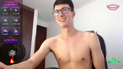 Snapshot of jhonny_hot_s chatting on 02/13/25, 07:42 Jhonny independent model online show from 02/13/25, 07:42