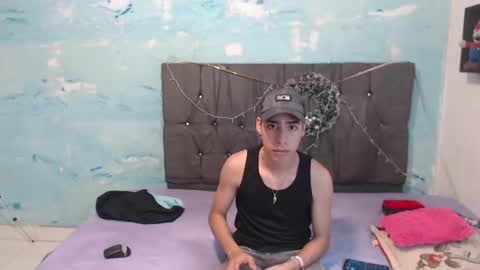 Snapshot of jhonny_latinboy chatting on 01/26/25, 03:17 Jhonny online show from 01/26/25, 03:17