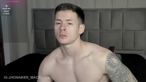 Snapshot of jhonny_macallan chatting on 09/25/25, 11:19 Jhonaiker online show from 09/25/25, 11:19