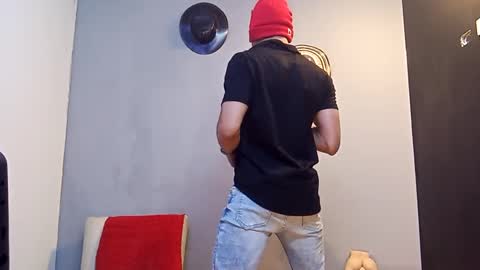 jhonny_thes28 online show from 10/10/25, 02:43