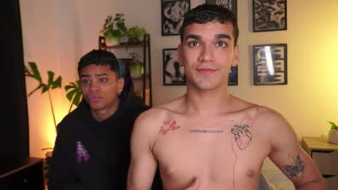 Snapshot of jhonnyx_ chatting on 09/16/25, 05:52 Jhonny online show from 09/16/25, 05:52