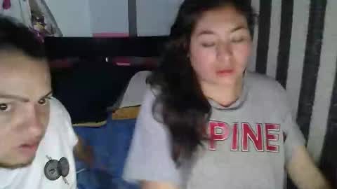 Snapshot of jhonson_laura3 chatting on 09/10/25, 04:01 jonny y laura online show from 09/10/25, 04:01