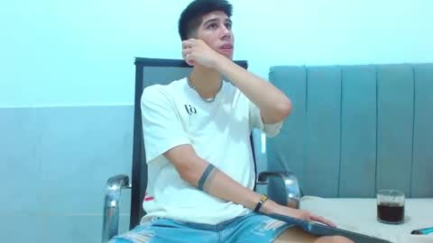 jhony_sex3 online show from 02/18/26, 04:41