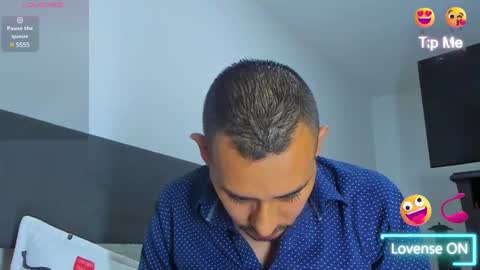 Jhony Alzate online show from 02/10/25, 01:24