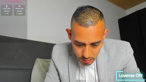 Jhony Alzate online show from 02/07/26, 03:43