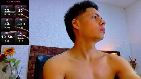 Snapshot of jhosuavega chatting on 10/27/25, 07:07 jhosuavega online show from 10/27/25, 07:07