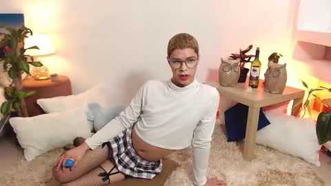 Snapshot of jhuan_cute chatting on 10/20/25, 11:10 Jhuan Nhez online show from 10/20/25, 11:10