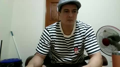 Snapshot of jhwozy chatting on 10/26/25, 01:17 jhwozy online show from 10/26/25, 01:17