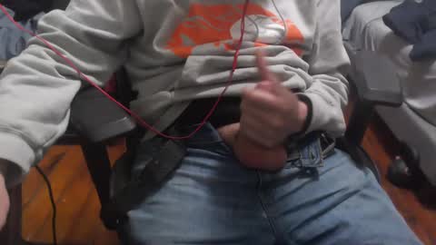 Snapshot of jhypelvx chatting on 12/08/24, 04:57 jay online show from 12/08/24, 04:57