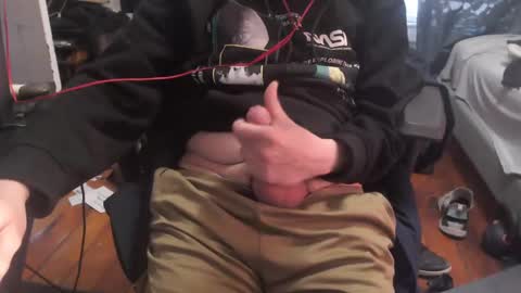 Snapshot of jhypelvx chatting on 12/14/24, 01:05 jay online show from 12/14/24, 01:05