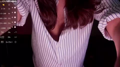 jia_lisaa online show from 08/04/26, 01:25